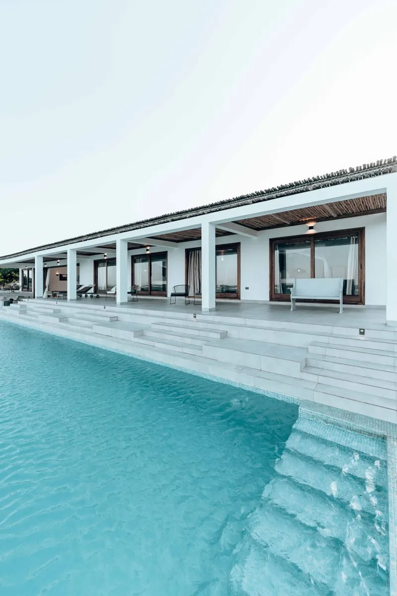 -keegan-checks-exclusivas costa del sol malaga SFM real estate chalet